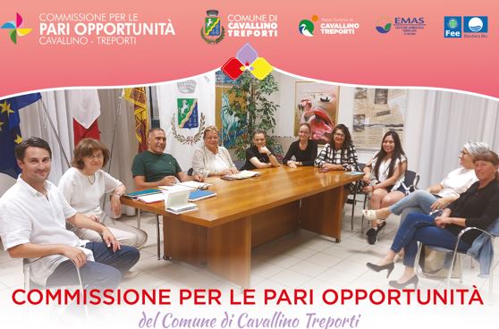 La commissione pari opportunità durante una seduta 